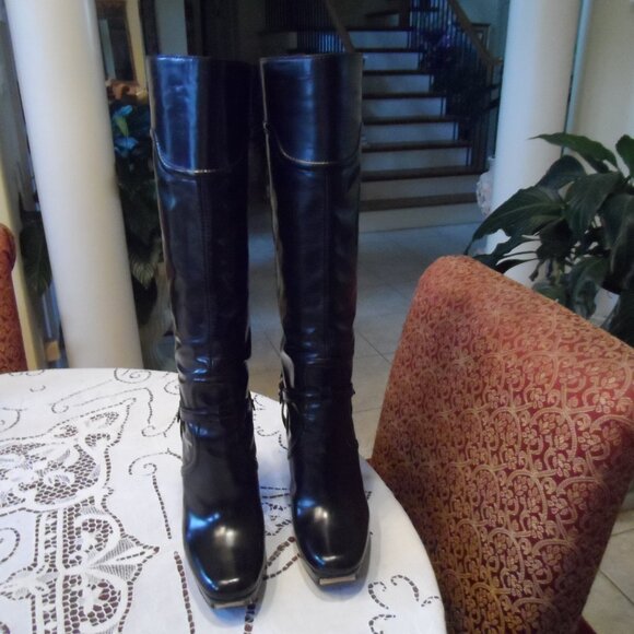 Gucci Black Leather Knee-High Platform Boots Size 39.5C - Picture 2 of 16